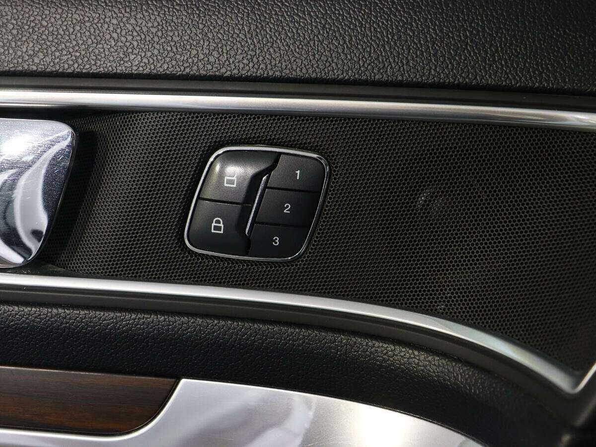 Ford Explorer с пробегом — 2016 год. Фото: #22