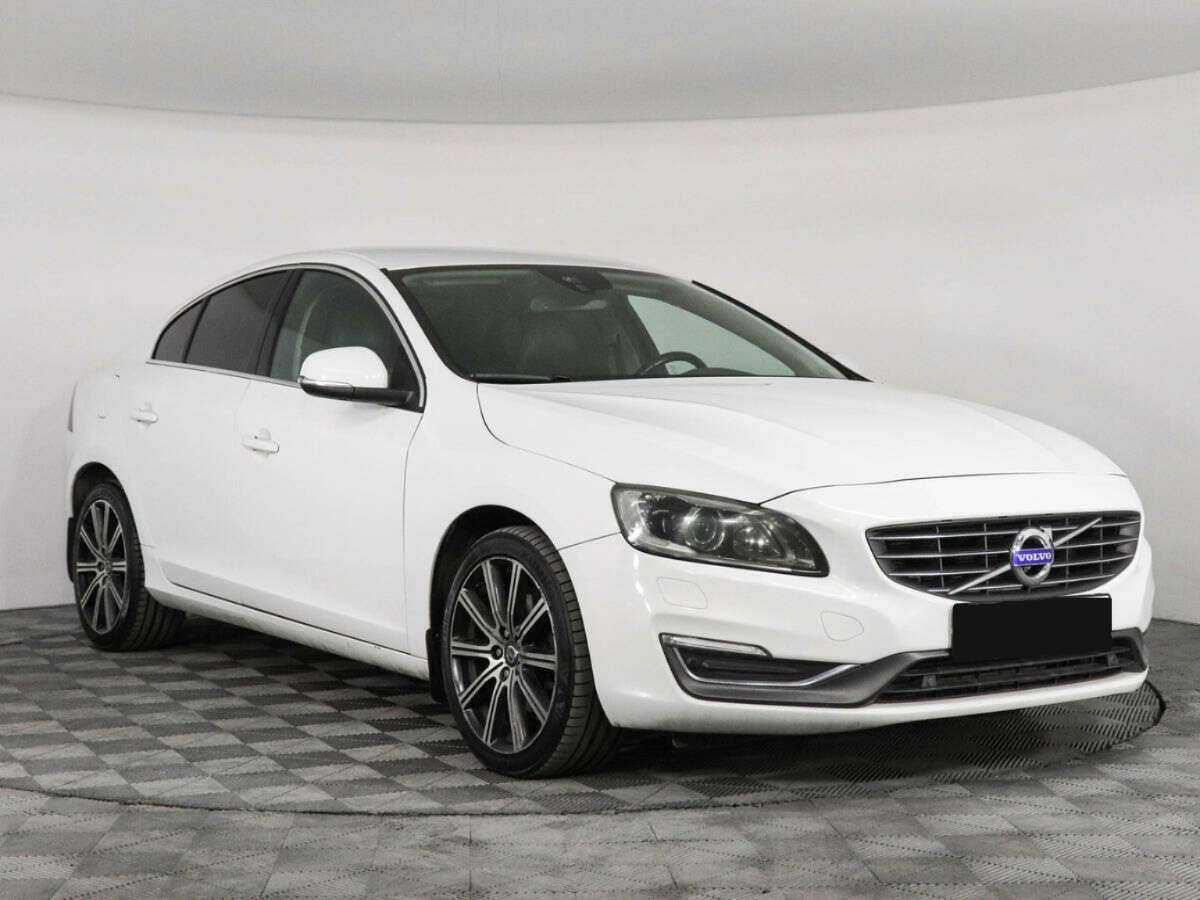 Volvo S60 с пробегом — 2014 год. Фото: #1