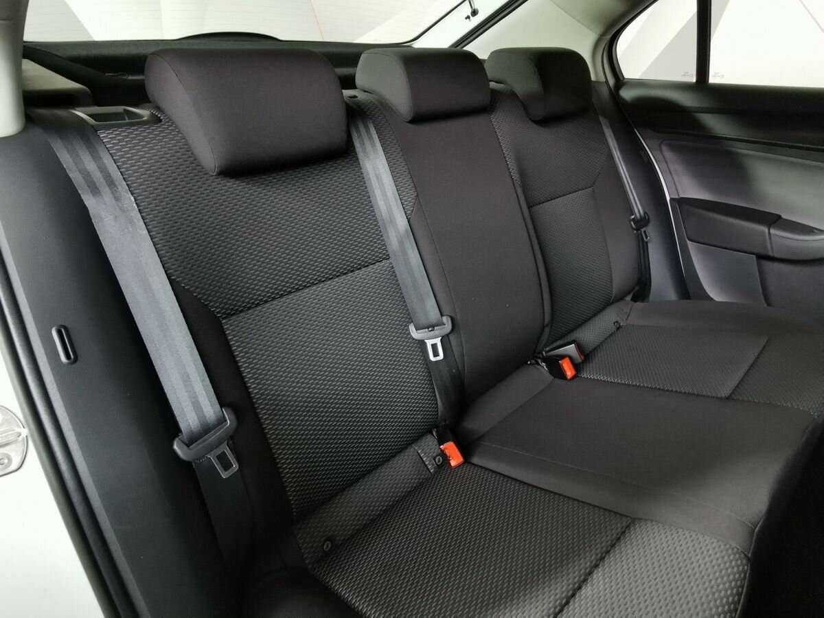 Volkswagen Polo с пробегом — 2020 год. Фото: #11