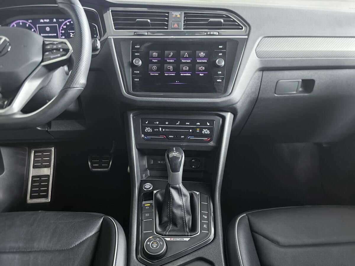 Volkswagen Tiguan с пробегом — 2021 год. Фото: #10