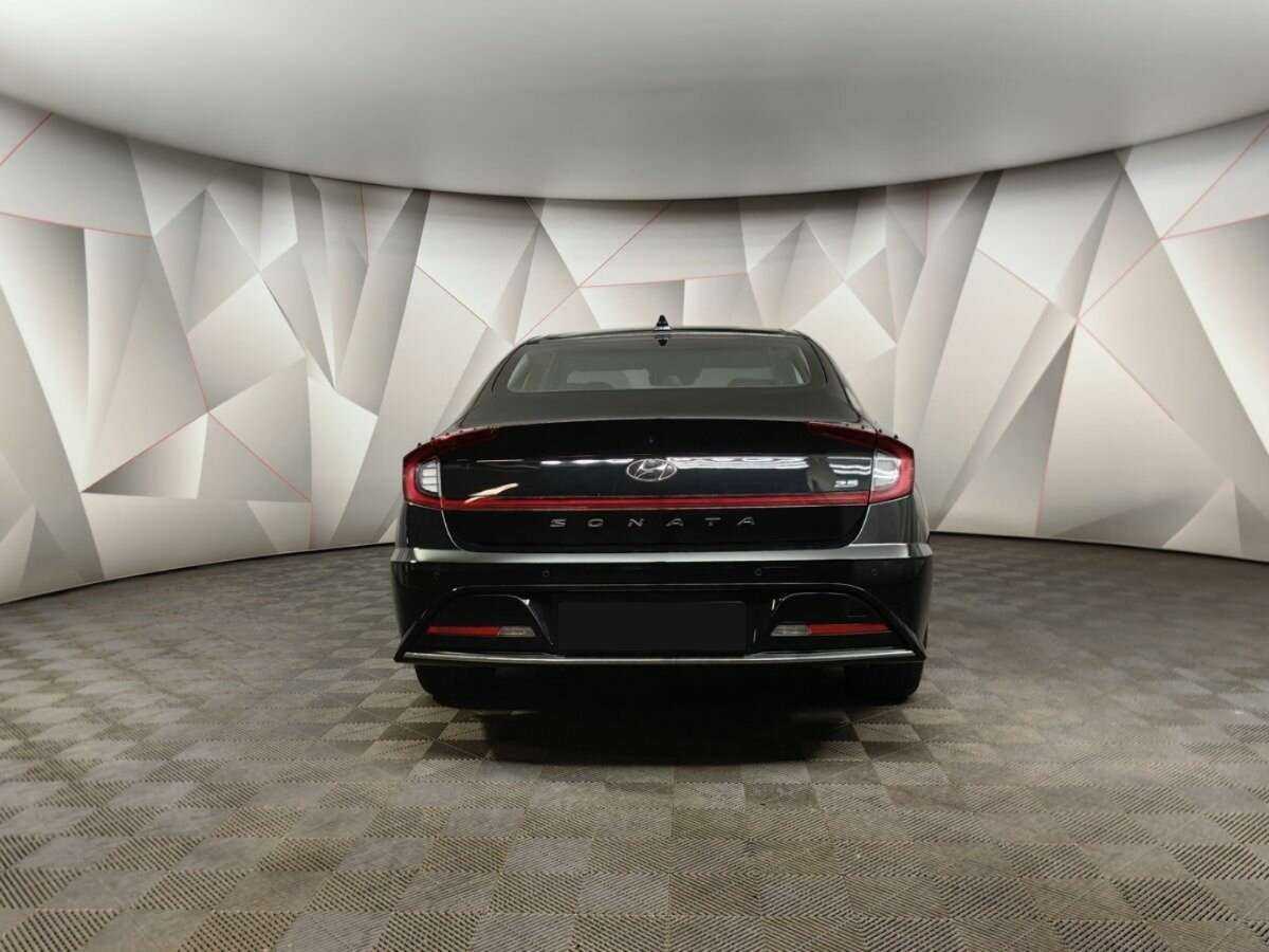 Hyundai Sonata с пробегом — 2022 год. Фото: #7