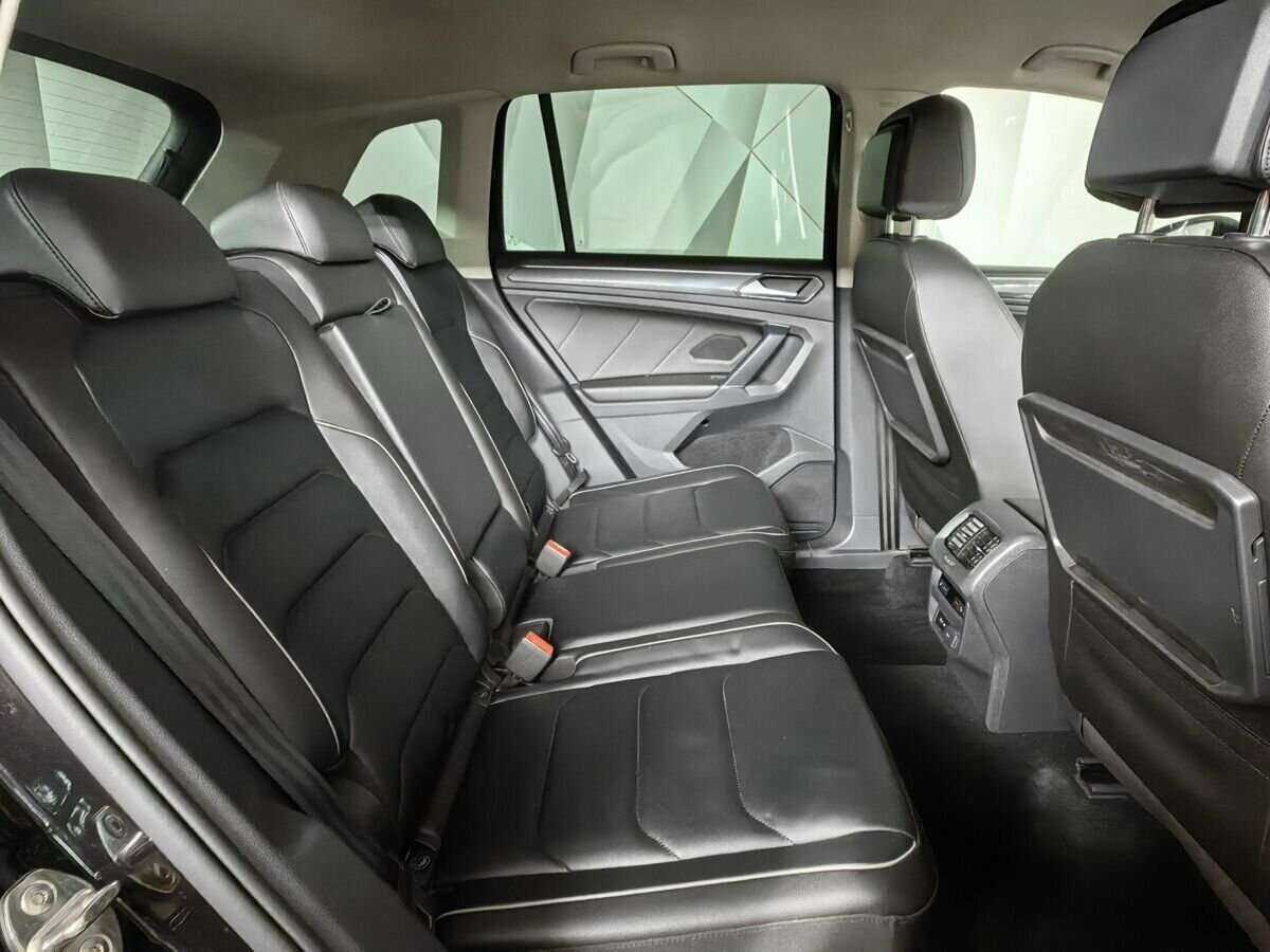 Volkswagen Tiguan с пробегом — 2018 год. Фото: #11