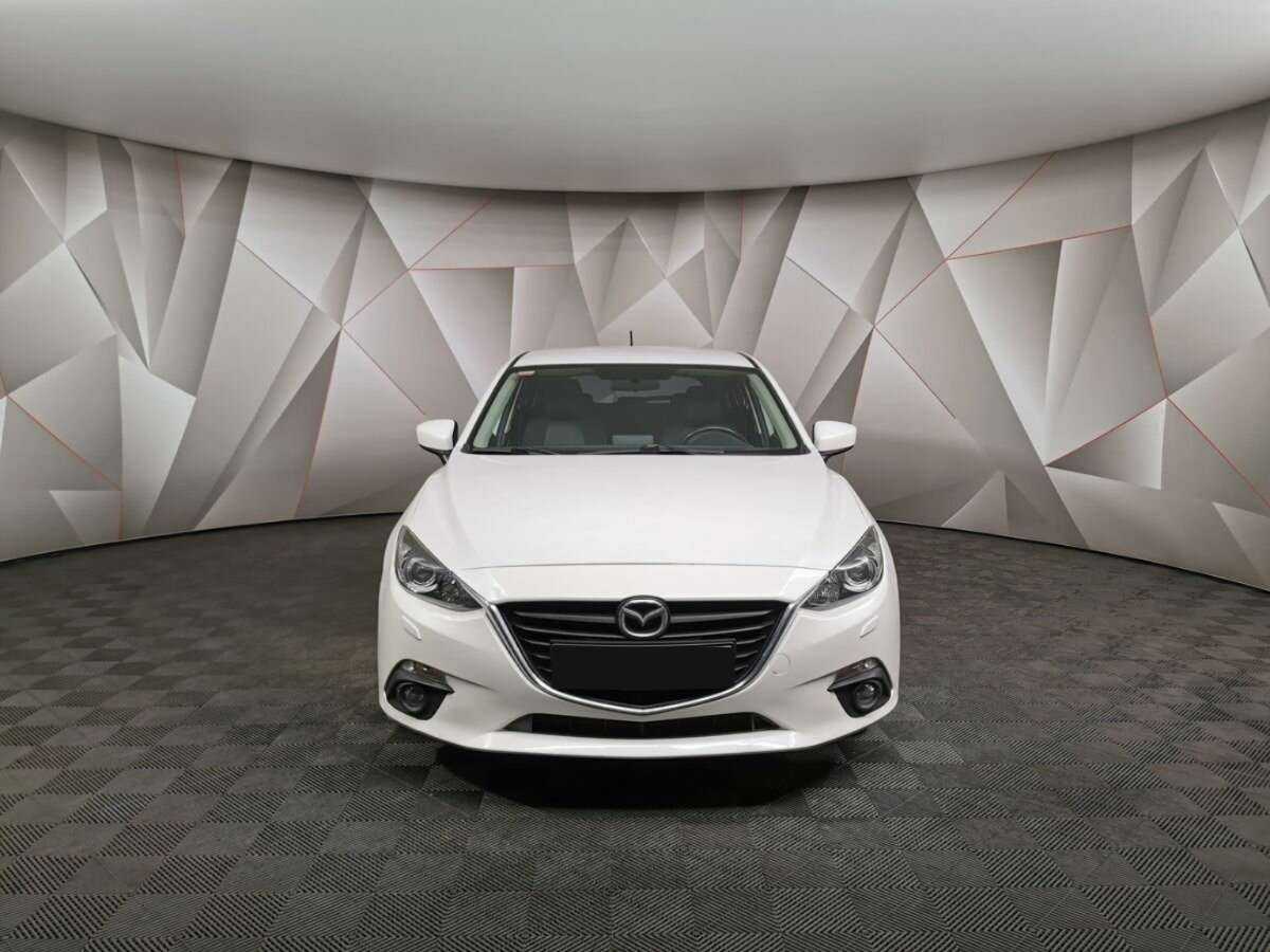 Mazda 3 с пробегом — 2014 год. Фото: #6
