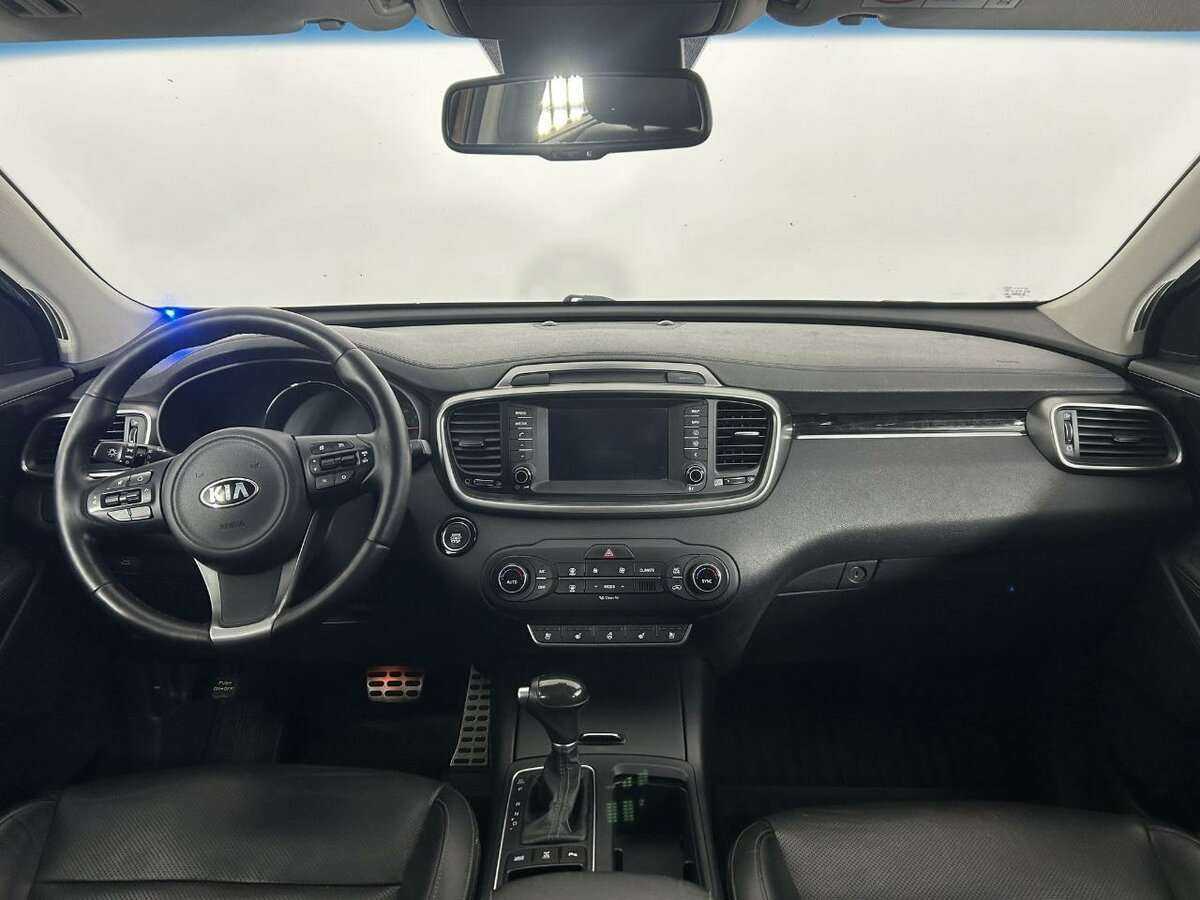 Kia Sorento с пробегом — 2017 год. Фото: #4