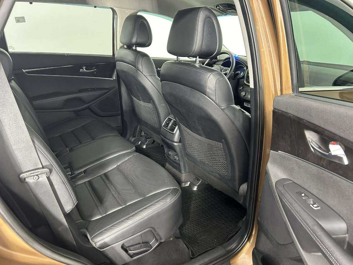 Kia Sorento с пробегом — 2017 год. Фото: #14