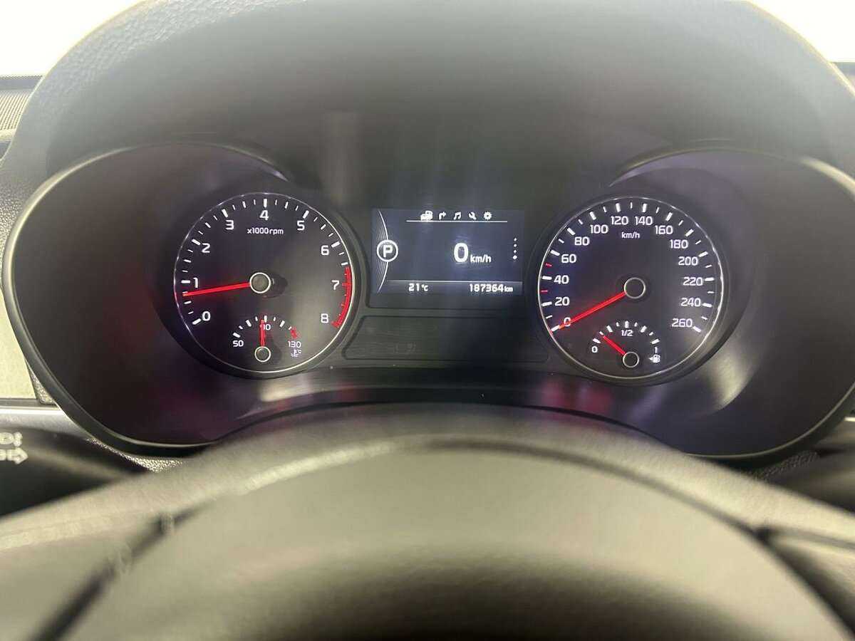 Kia Optima с пробегом — 2017 год. Фото: #10