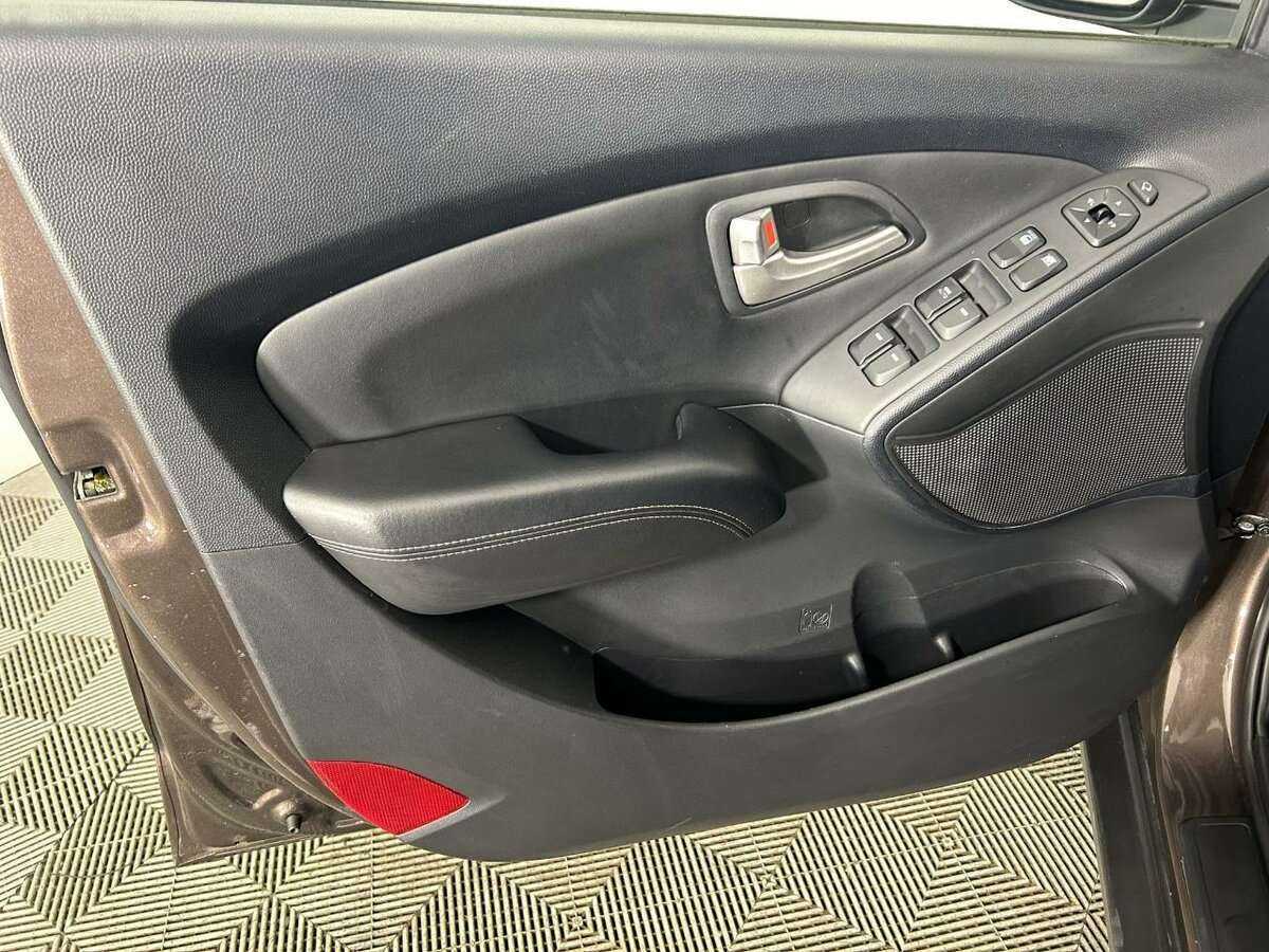 Hyundai ix35 с пробегом — 2013 год. Фото: #7