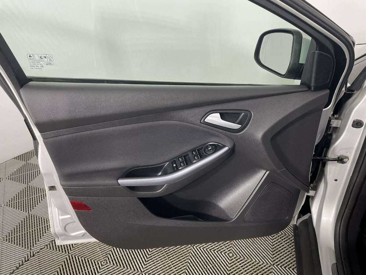 Ford Focus с пробегом — 2014 год. Фото: #7