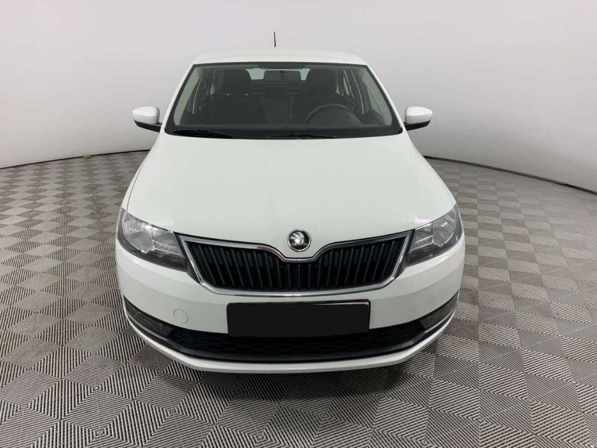 Skoda Rapid с пробегом — 2019 год. Фото: #1