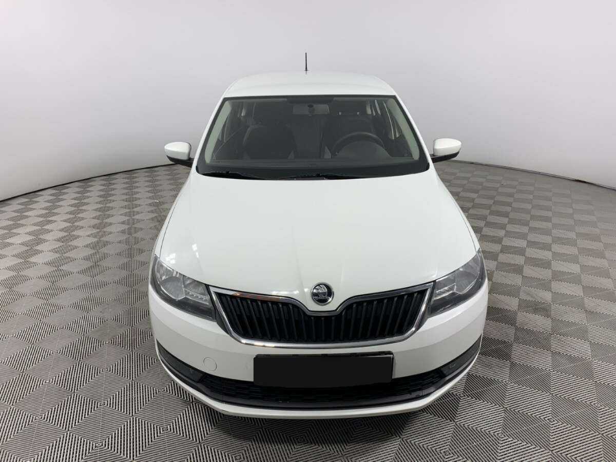 Skoda Rapid с пробегом — 2019 год. Фото: #1