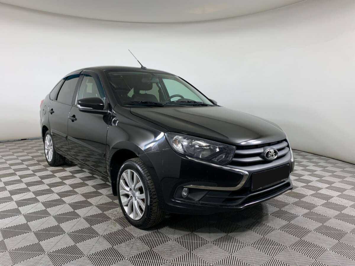 Lada (ВАЗ) Granta с пробегом — 2018 год. Фото: #2