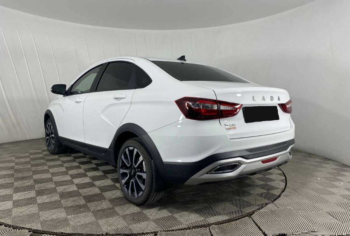 Lada (ВАЗ) Vesta с пробегом — 2023 год. Фото: #6