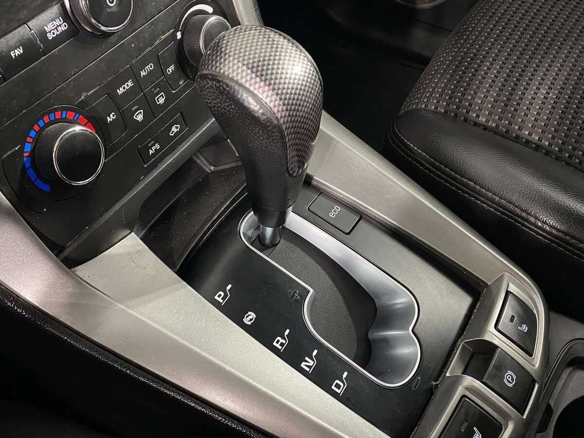 Chevrolet Captiva с пробегом — 2012 год. Фото: #12