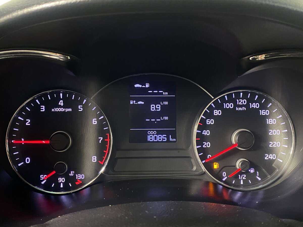 Kia Cerato с пробегом — 2013 год. Фото: #12