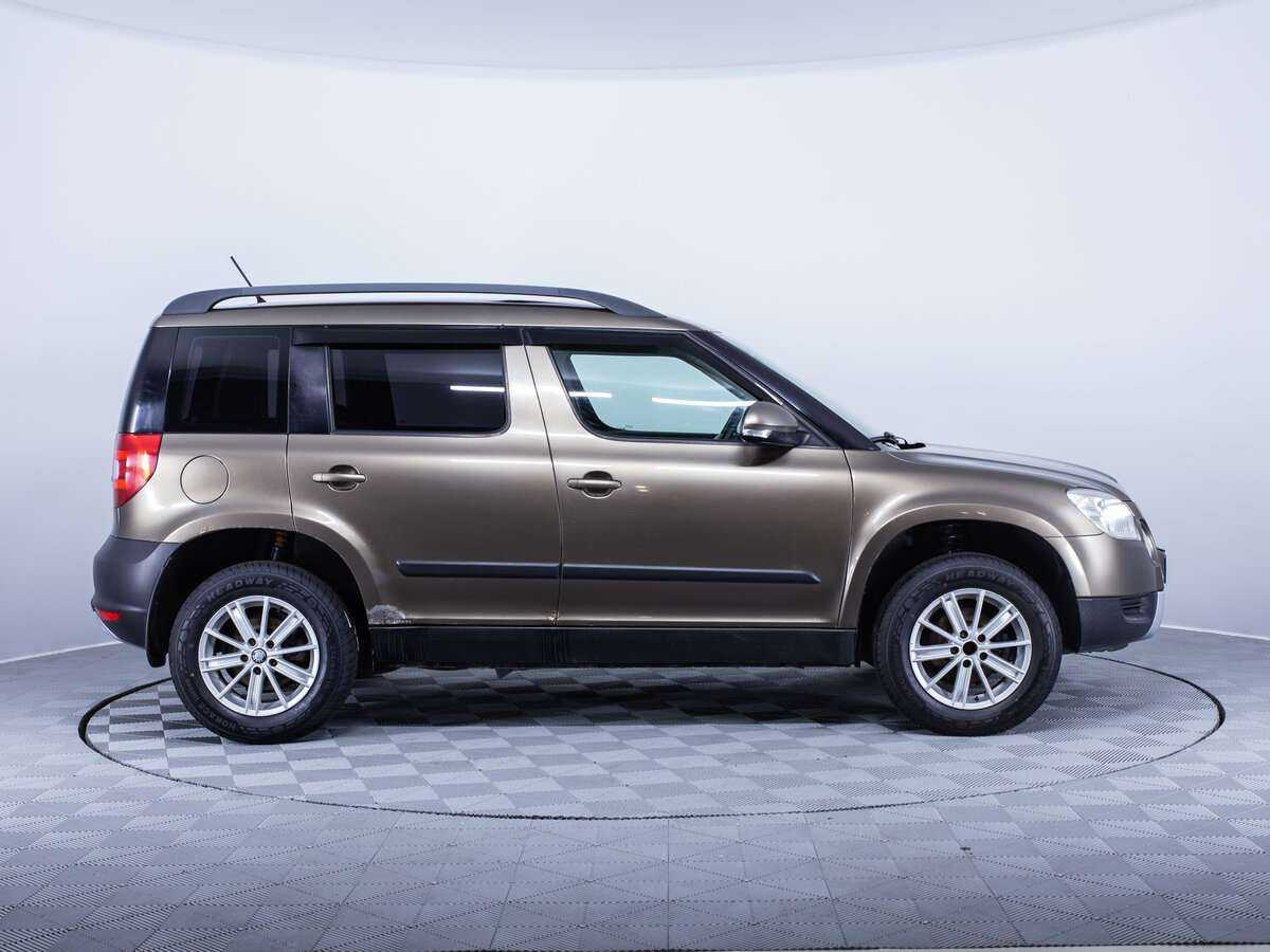 Skoda Yeti с пробегом — 2012 год. Фото: #3