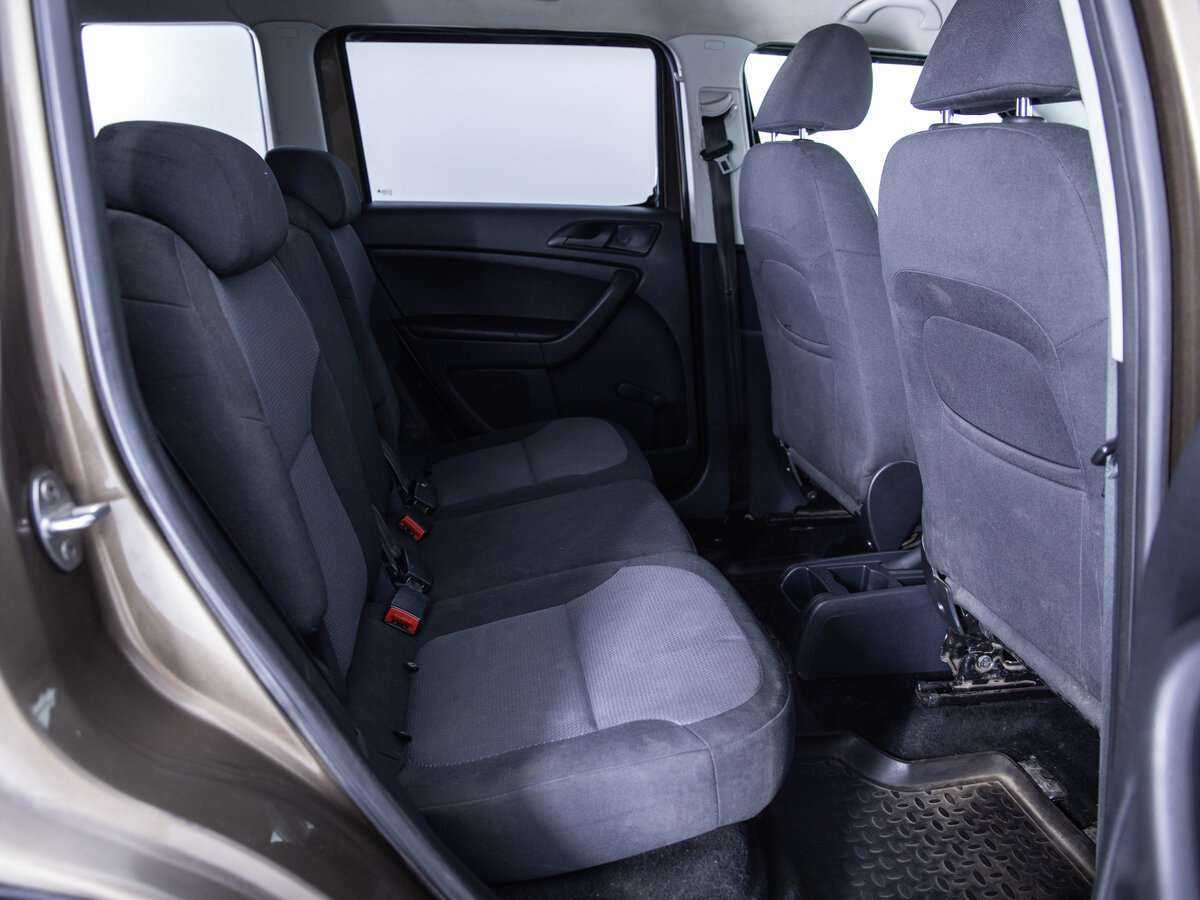 Skoda Yeti с пробегом — 2012 год. Фото: #8