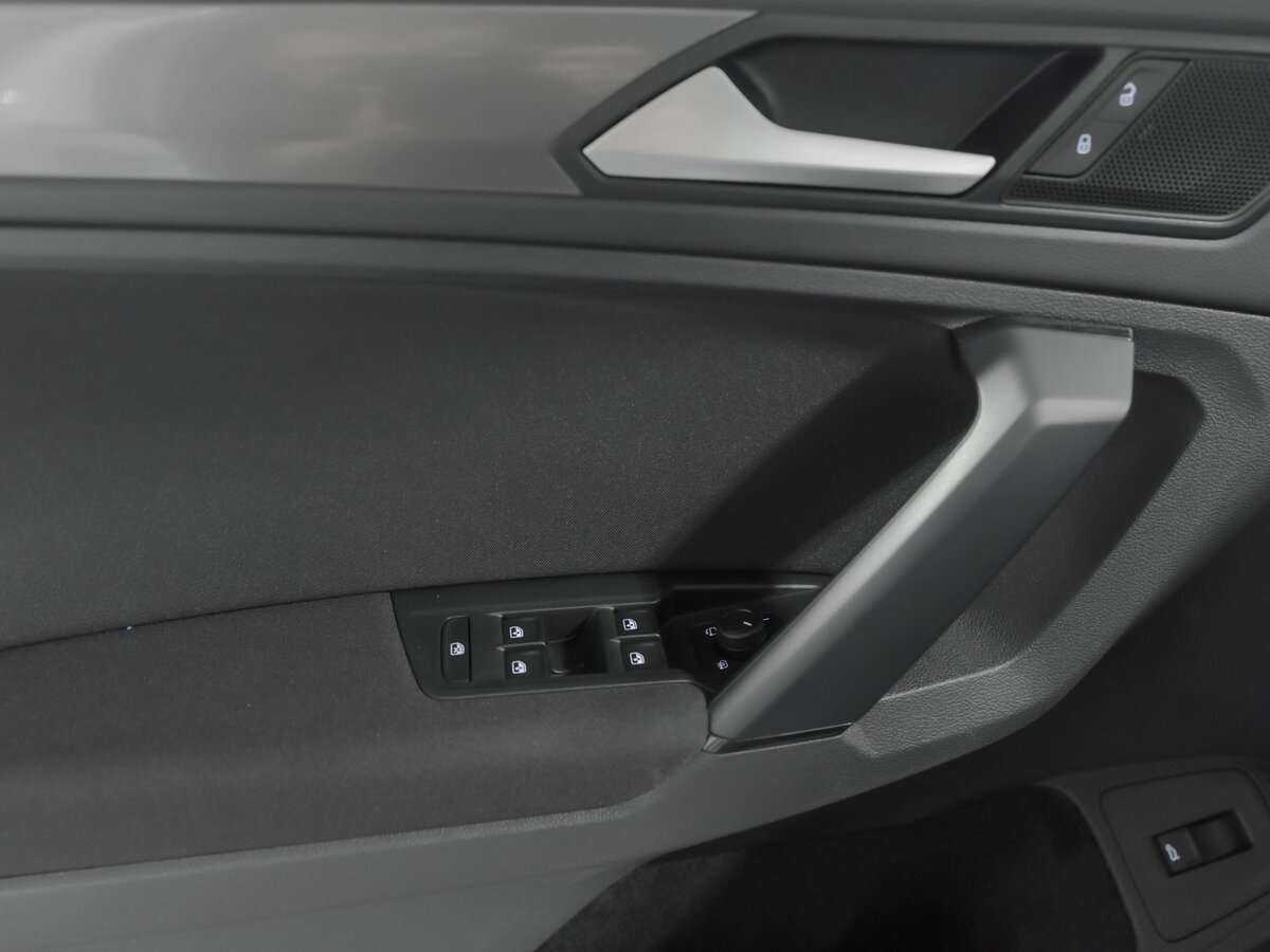 Volkswagen Tiguan с пробегом — 2020 год. Фото: #10