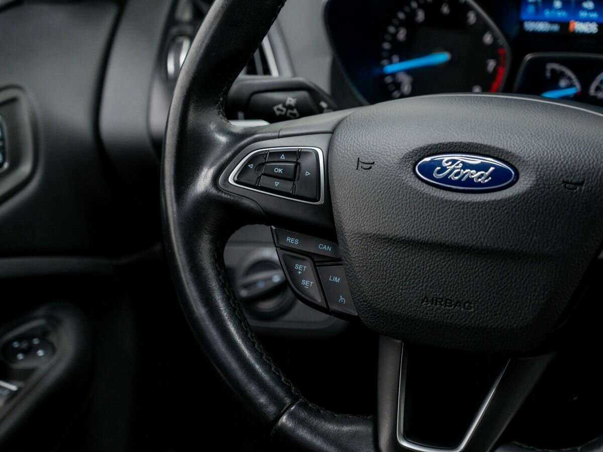 Ford Kuga с пробегом — 2019 год. Фото: #15