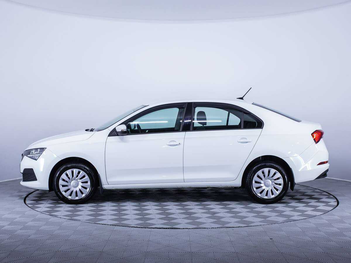 Skoda Rapid с пробегом — 2021 год. Фото: #7