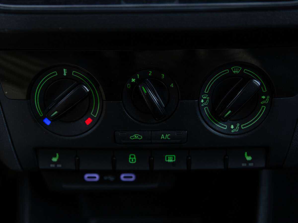 Skoda Rapid с пробегом — 2021 год. Фото: #13