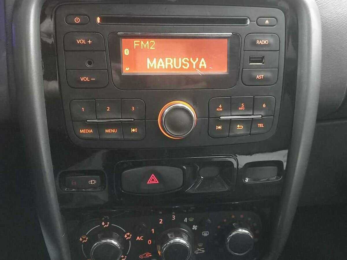 Renault Duster с пробегом — 2013 год. Фото: #12