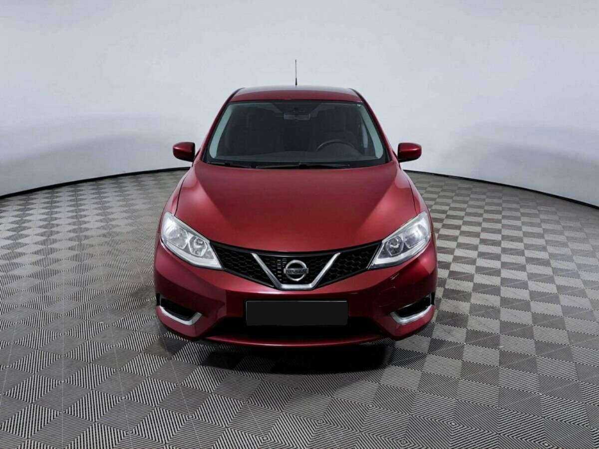 Nissan Tiida с пробегом — 2015 год. Фото: #1