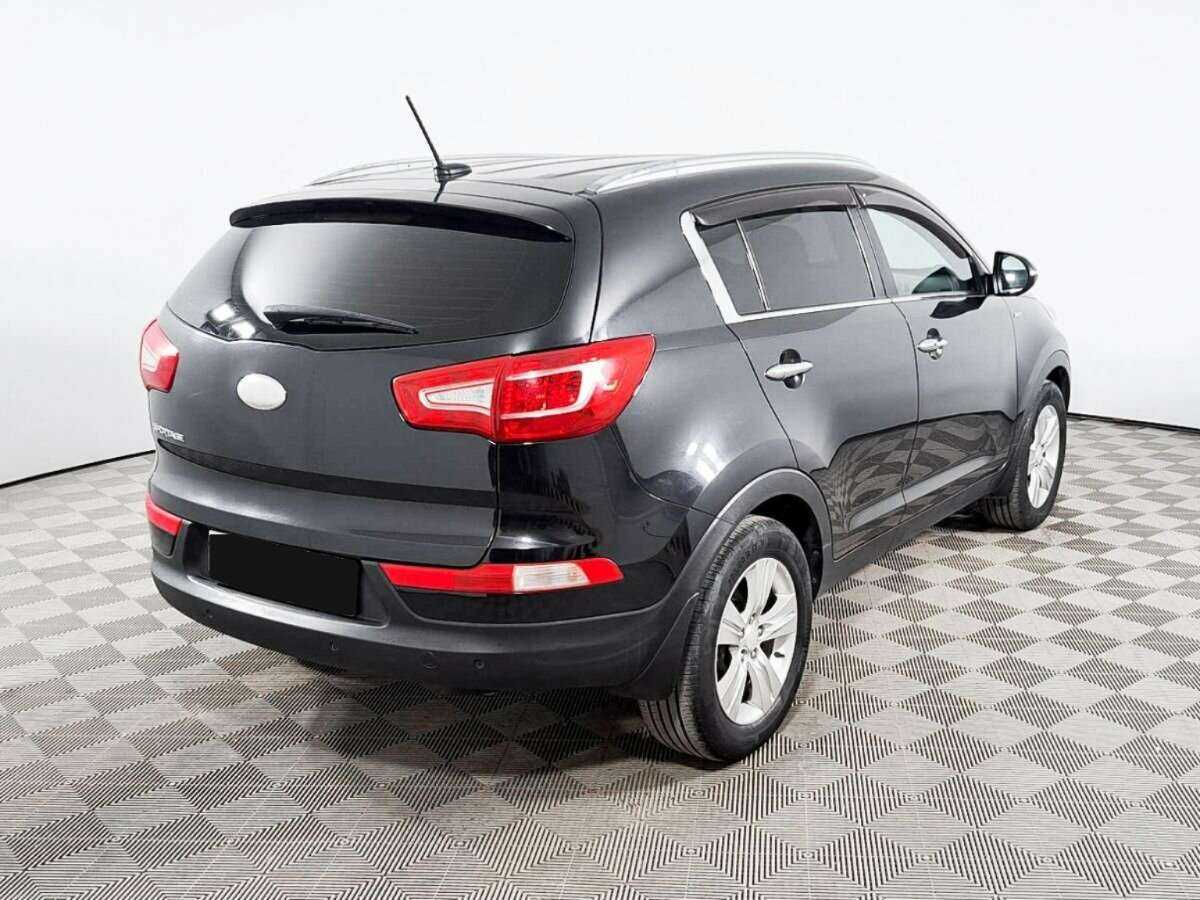 Kia Sportage с пробегом — 2012 год. Фото: #3
