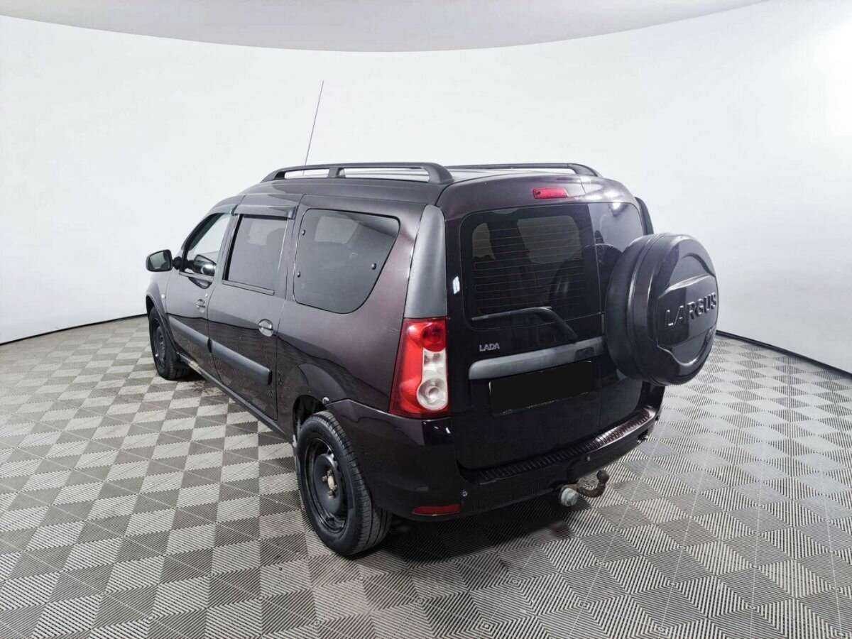 Lada (ВАЗ) Largus с пробегом — 2015 год. Фото: #6