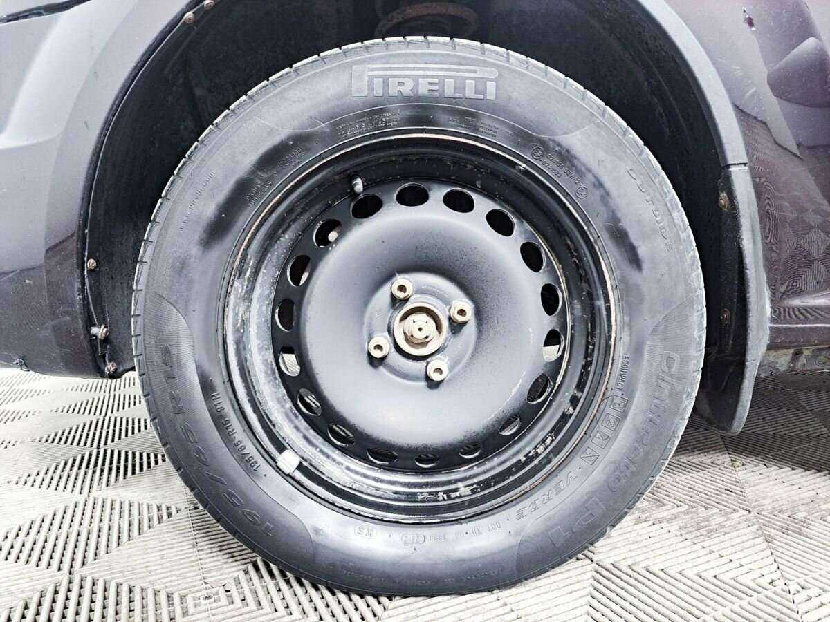 Lada (ВАЗ) Largus с пробегом — 2015 год. Фото: #16