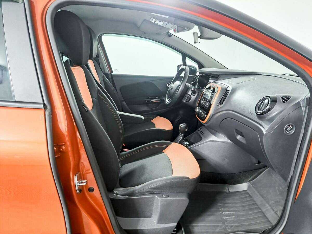 Renault Kaptur с пробегом — 2016 год. Фото: #8