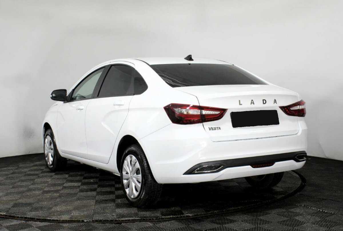 Lada (ВАЗ) Vesta с пробегом — 2023 год. Фото: #3
