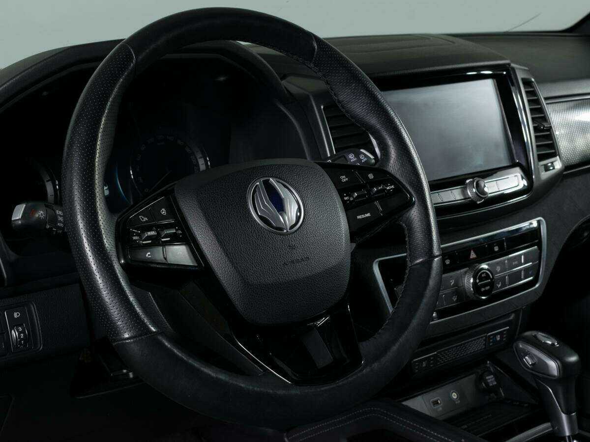 SsangYong Rexton с пробегом — 2019 год. Фото: #11