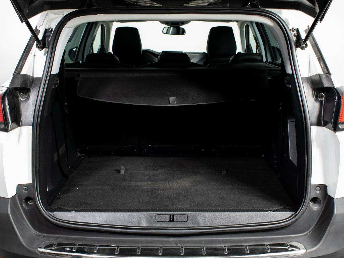 Peugeot 5008 с пробегом — 2018 год. Фото: #11