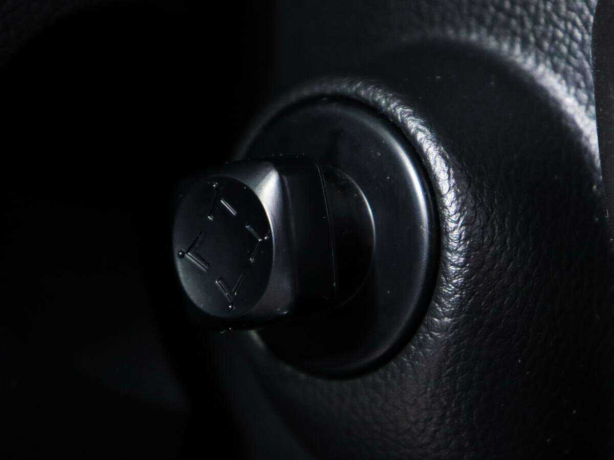 Infiniti FX с пробегом — 2013 год. Фото: #16