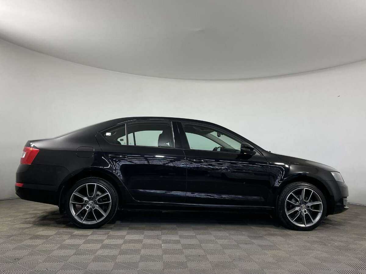 Skoda Octavia с пробегом — 2014 год. Фото: #3