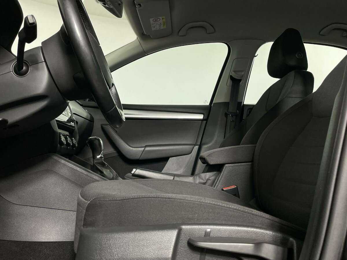 Skoda Octavia с пробегом — 2014 год. Фото: #9