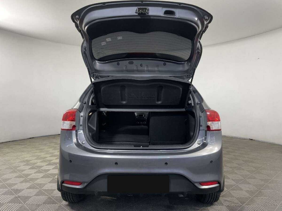 Kia Rio с пробегом — 2016 год. Фото: #17