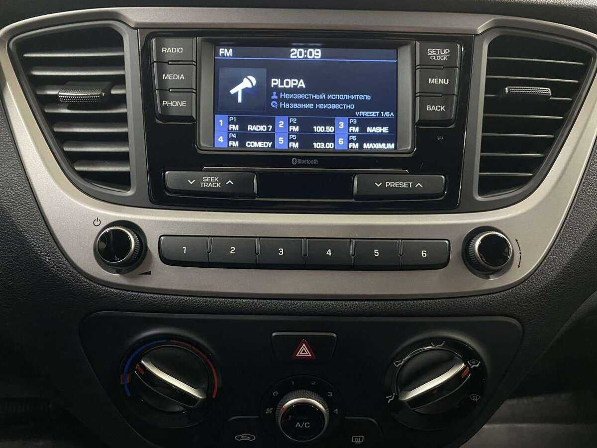 Hyundai Solaris с пробегом — 2018 год. Фото: #11