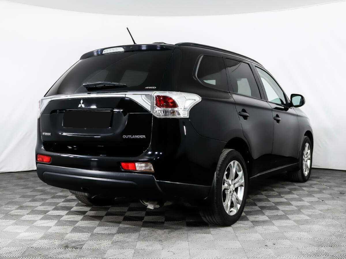Mitsubishi Outlander с пробегом — 2013 год. Фото: #4