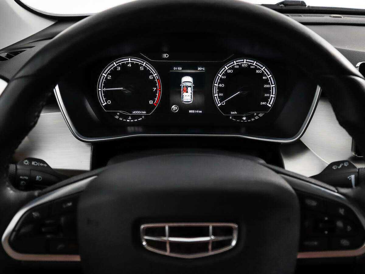 Geely Coolray с пробегом — 2021 год. Фото: #18