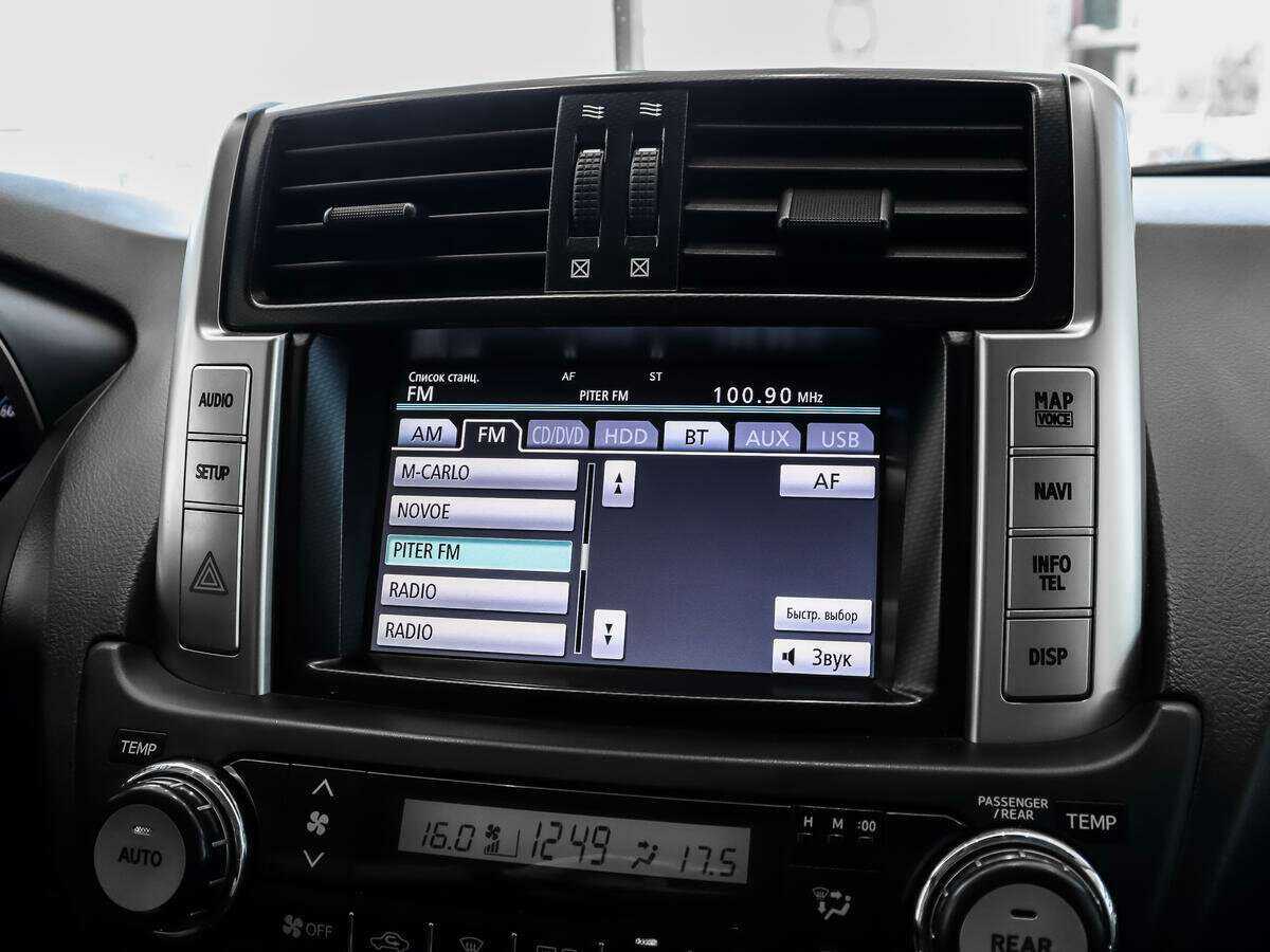 Toyota Land Cruiser Prado с пробегом — 2012 год. Фото: #15