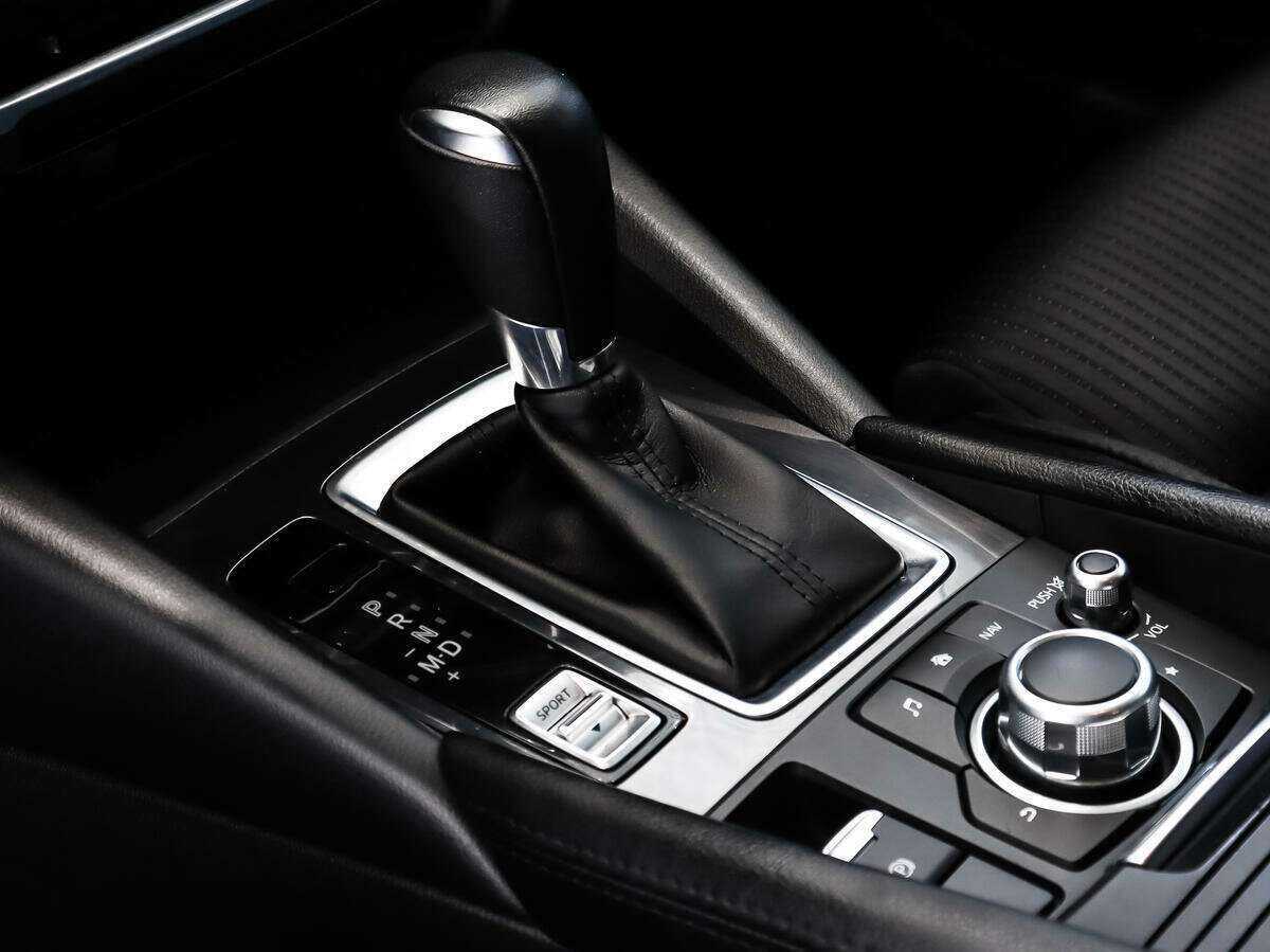 Mazda 6 с пробегом — 2015 год. Фото: #8