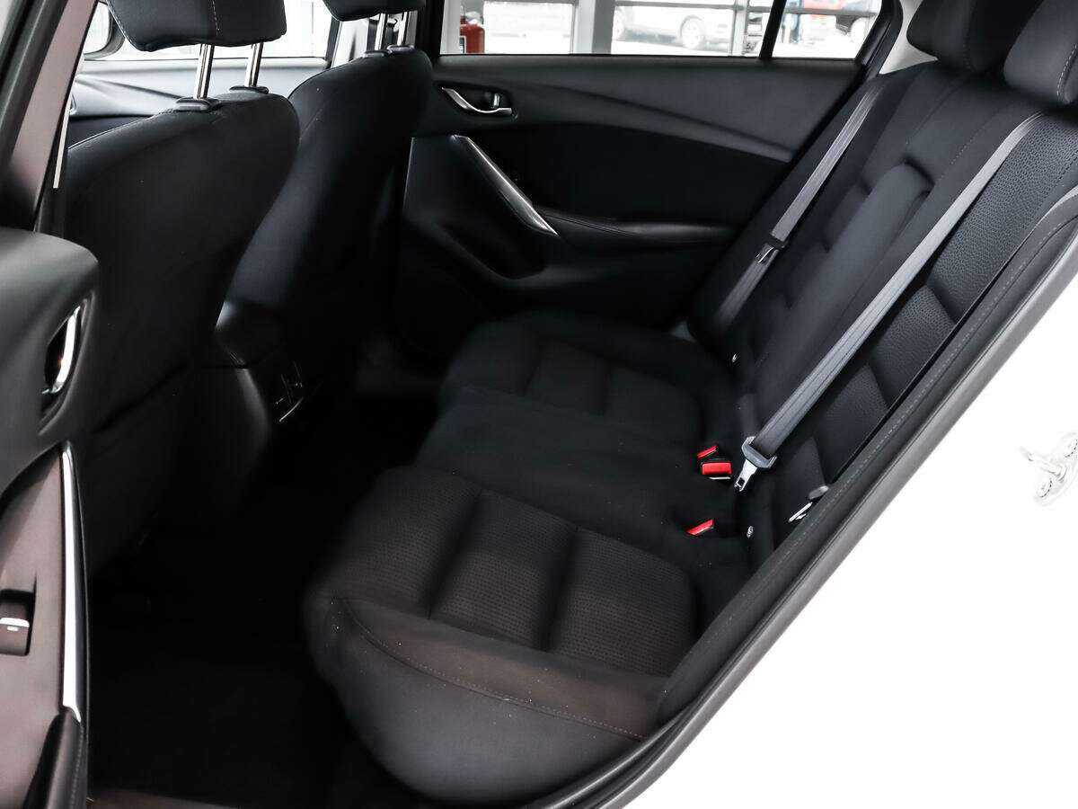 Mazda 6 с пробегом — 2018 год. Фото: #10