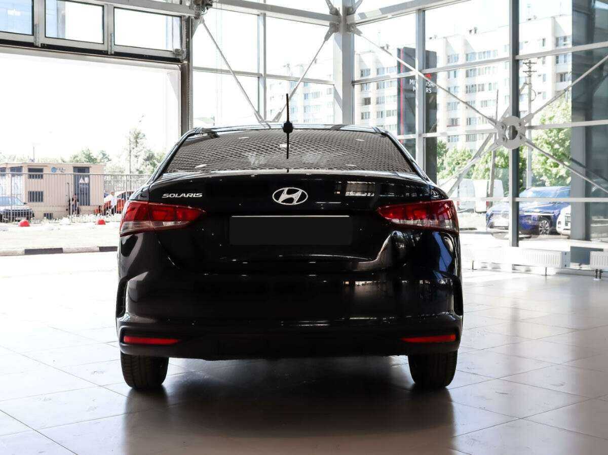 Hyundai Solaris с пробегом — 2021 год. Фото: #5