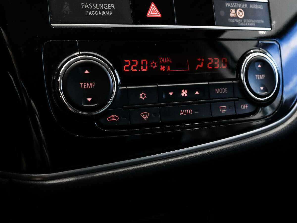 Mitsubishi Outlander с пробегом — 2019 год. Фото: #13