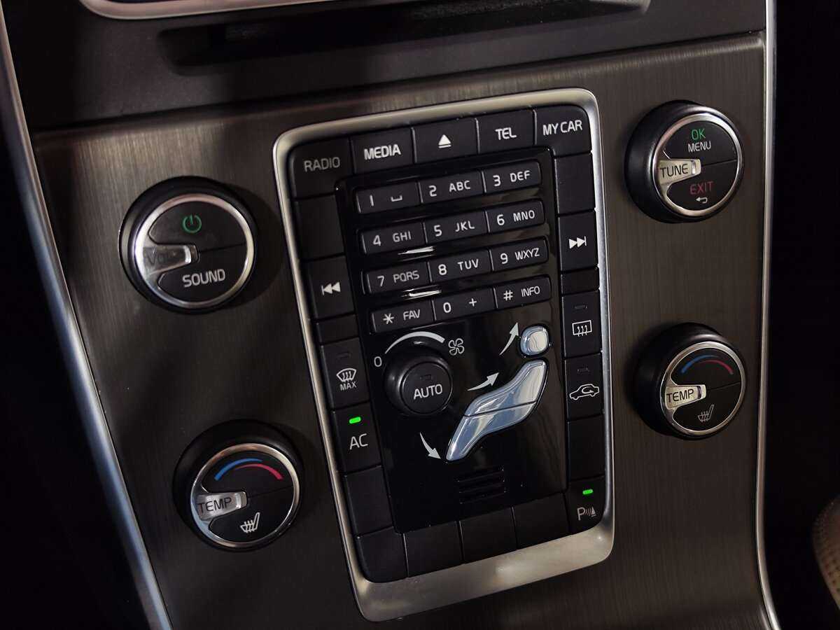 Volvo S60 с пробегом — 2012 год. Фото: #12