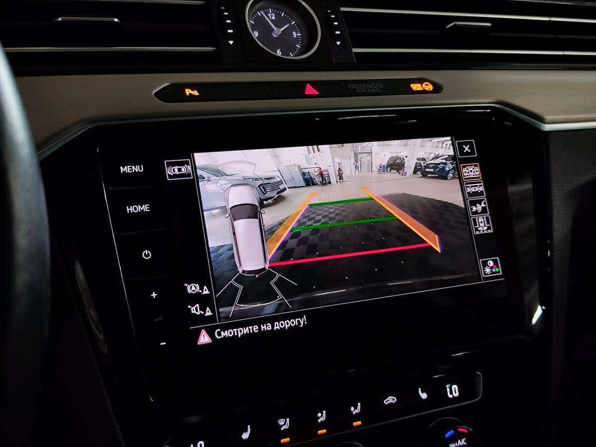 Volkswagen Passat с пробегом — 2019 год. Фото: #17