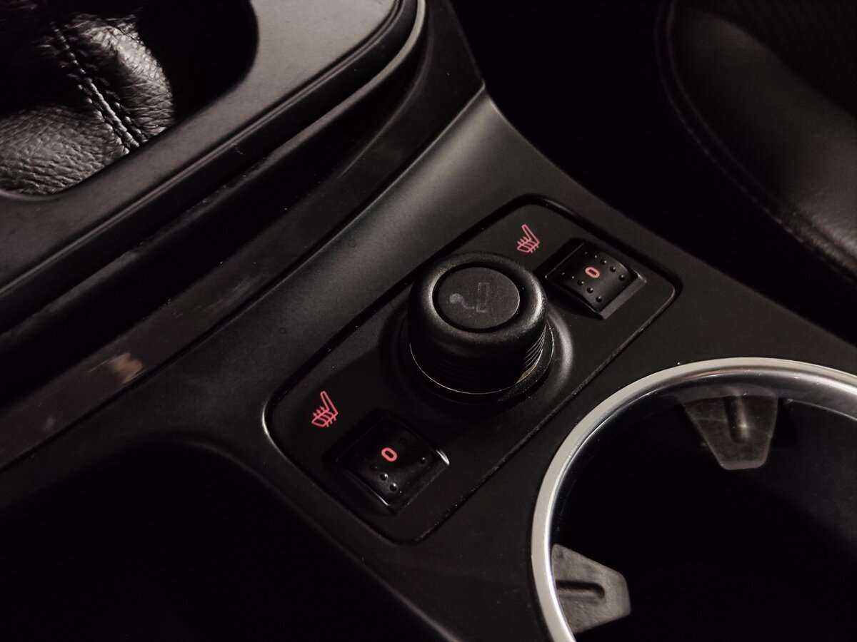 Ford Kuga с пробегом — 2015 год. Фото: #14