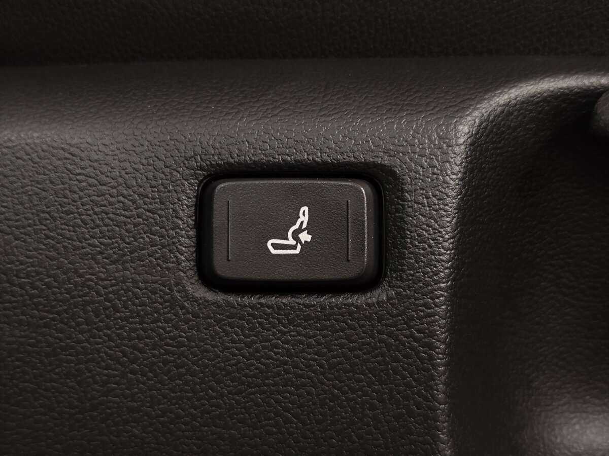 Toyota Corolla с пробегом — 2019 год. Фото: #23