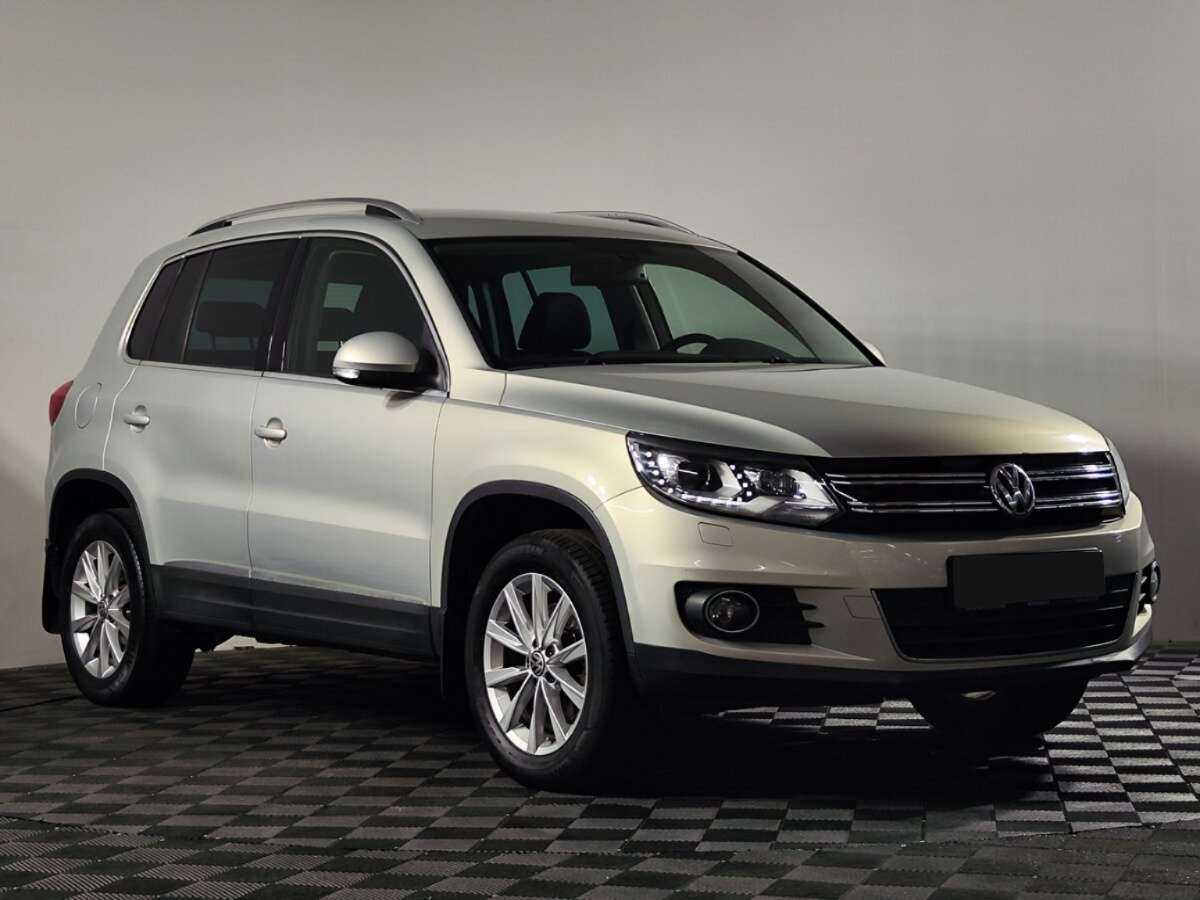 Volkswagen Tiguan с пробегом — 2012 год. Фото: #1